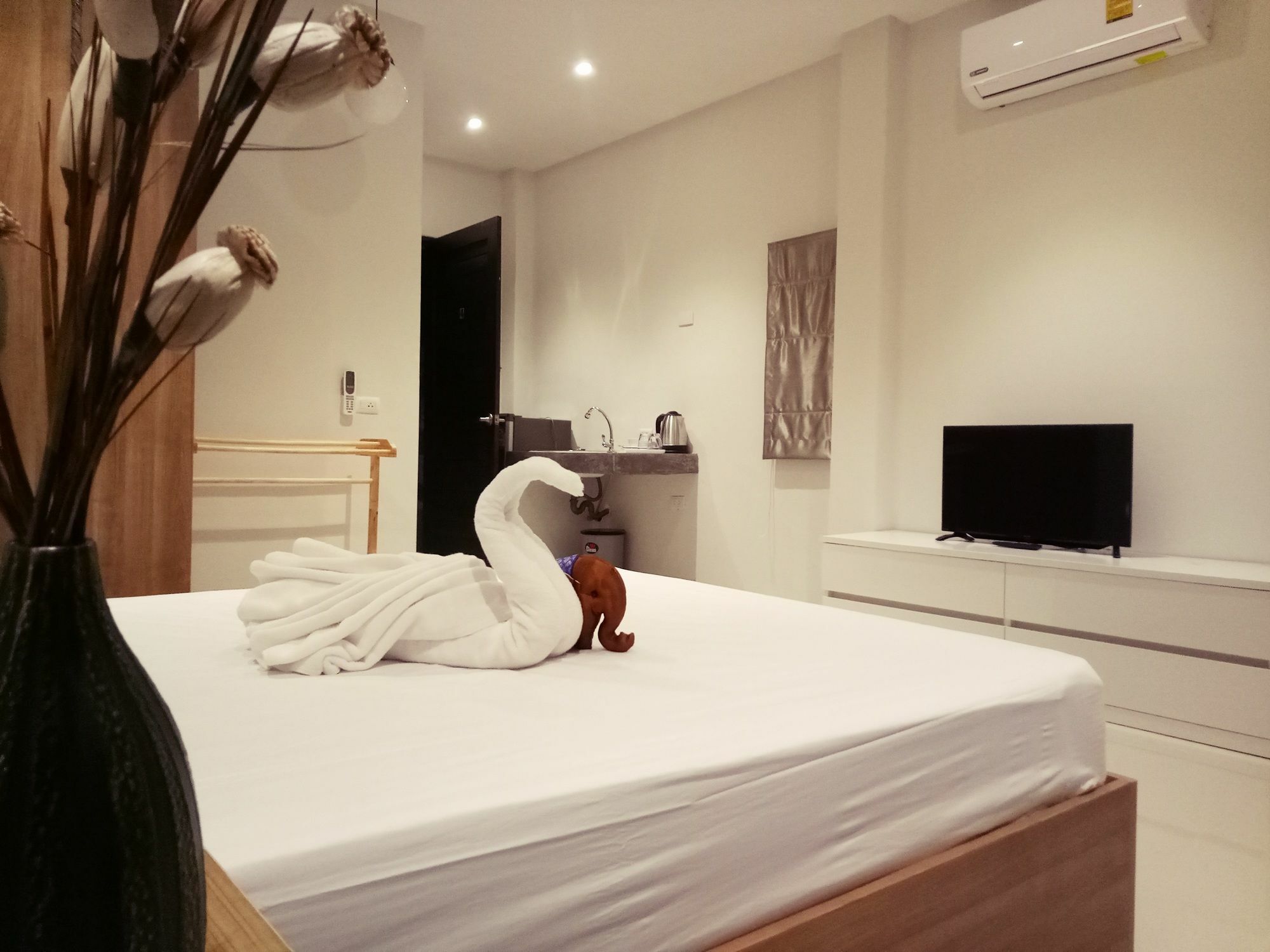 Willa Baan Phunwanna Kata Beach  Zewnętrze zdjęcie